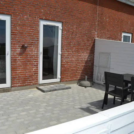 Apartman Nayana - 2-3km From The Sea By Interhome