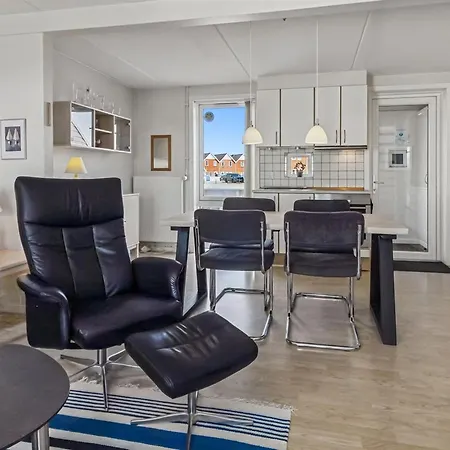 Nayana - 2-3km From The Sea By Interhome *